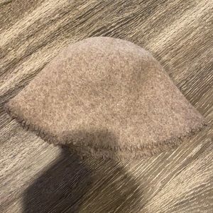 NWT Tulip Hat